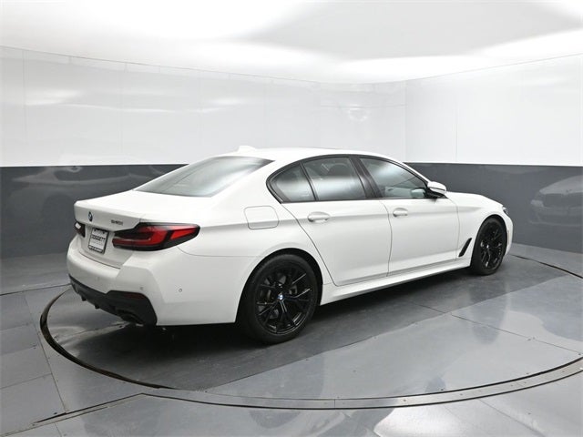 2022 BMW 5 Series 540i