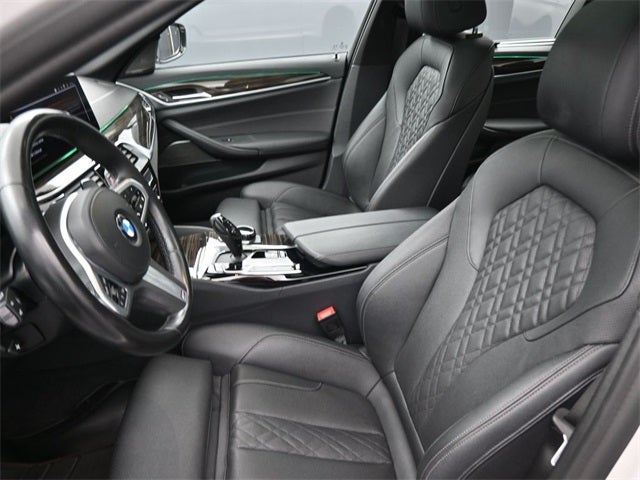 2022 BMW 5 Series 540i