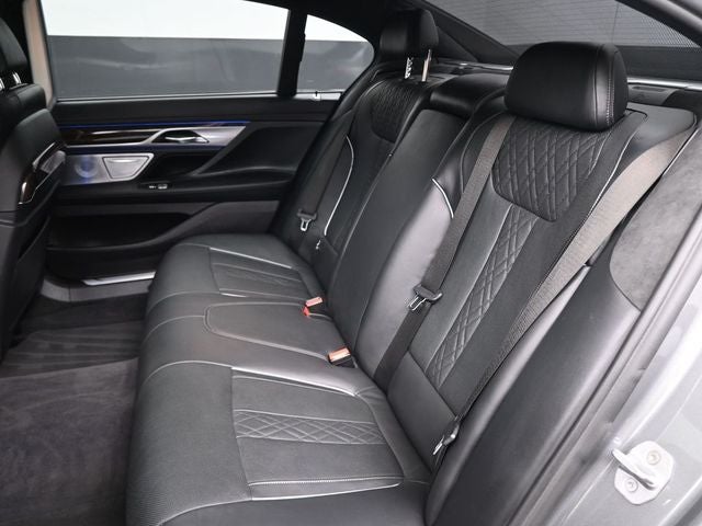 2017 BMW 7 Series 750i