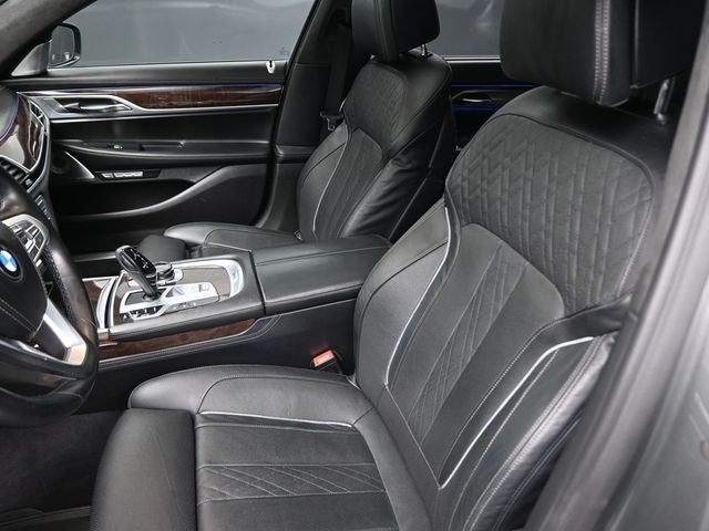 2017 BMW 7 Series 750i