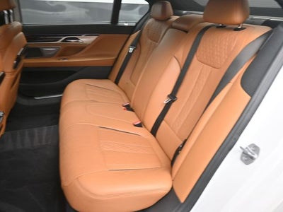 2020 BMW 7 Series 740i