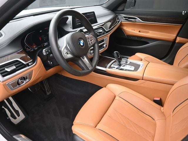 2020 BMW 7 Series 740i