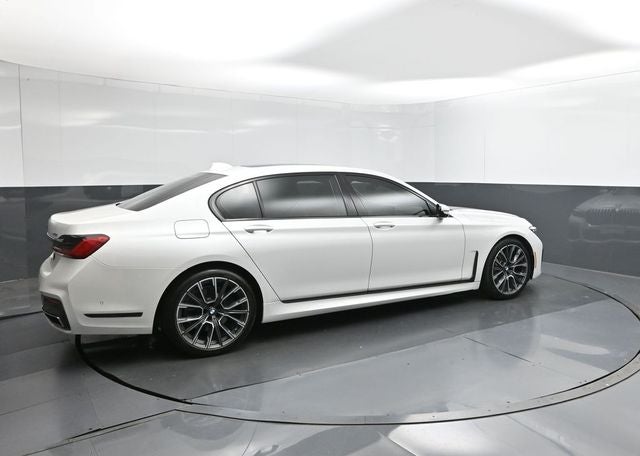 2020 BMW 7 Series 740i