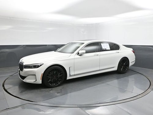 2022 BMW 7 Series 740i