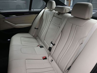 2018 BMW 5 Series 530i