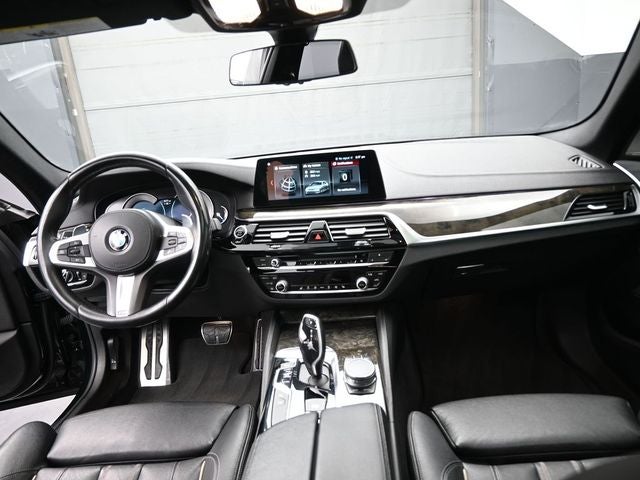 2018 BMW 5 Series 540i