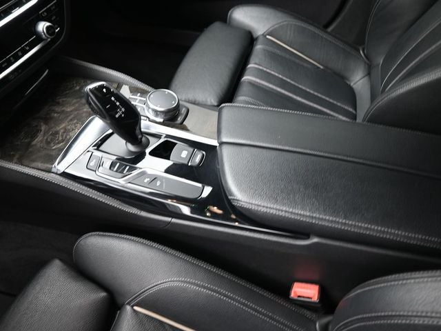 2018 BMW 5 Series 540i