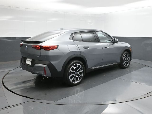 2025 BMW X2 xDrive28i
