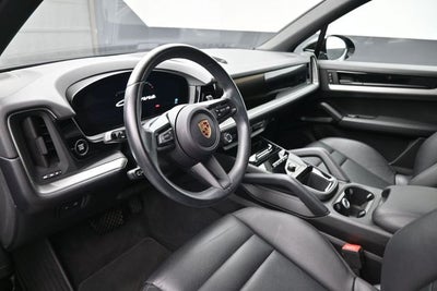 2024 Porsche Cayenne Base