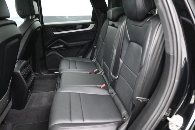 2024 Porsche Cayenne Base