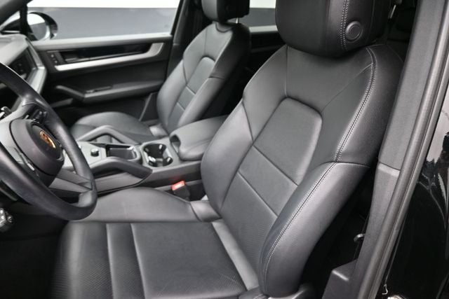 2024 Porsche Cayenne Base