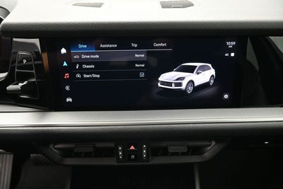 2024 Porsche Cayenne Base