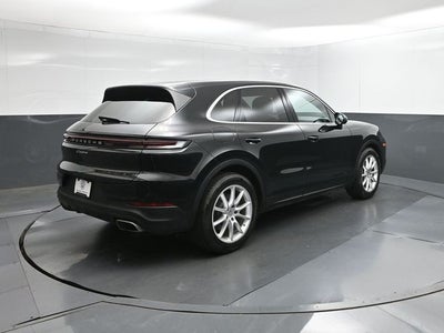 2024 Porsche Cayenne Base