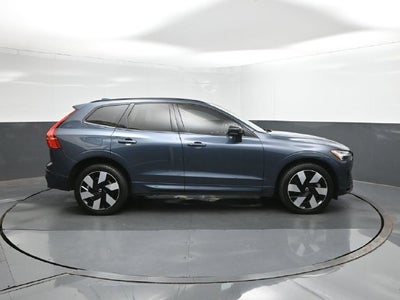 2024 Volvo XC60 Recharge Plug-In Hybrid T8 Plus Dark Theme