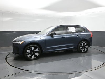 2024 Volvo XC60 Recharge Plug-In Hybrid T8 Plus Dark Theme