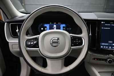 2024 Volvo XC60 Recharge Plug-In Hybrid T8 Plus Dark Theme