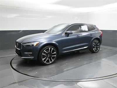 2023 Volvo XC60 B5 Ultimate Bright Theme
