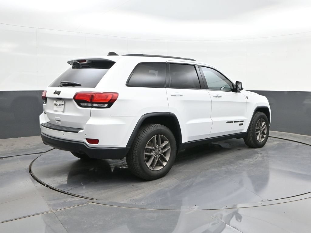 2016 Jeep Grand Cherokee 75th Anniversary Edition