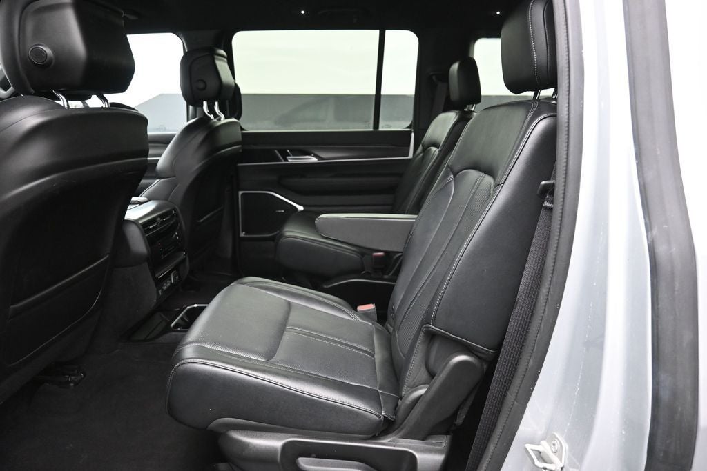2024 Jeep Wagoneer Series III