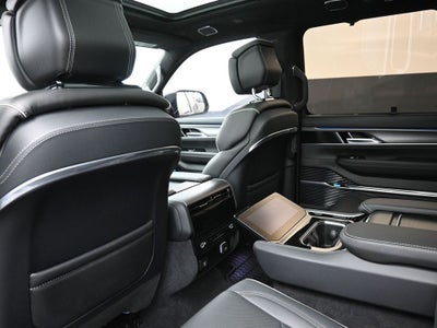 2023 Jeep Grand Wagoneer Series II