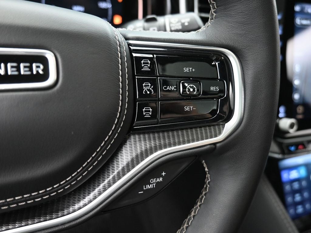 2023 Jeep Grand Wagoneer Series II