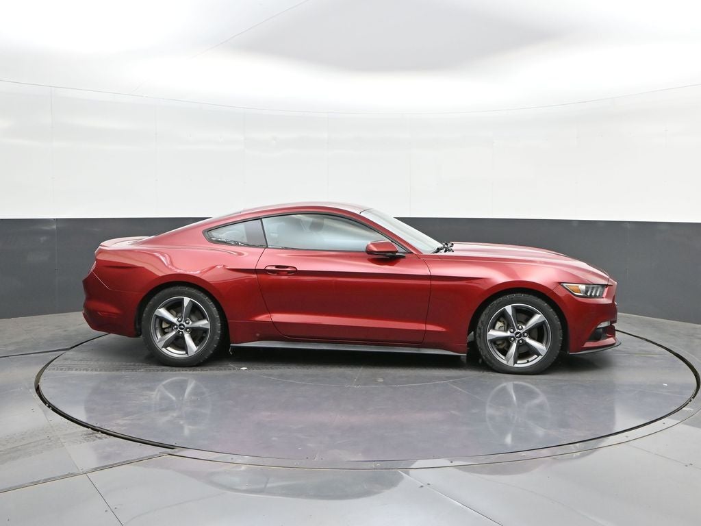2016 Ford Mustang V6