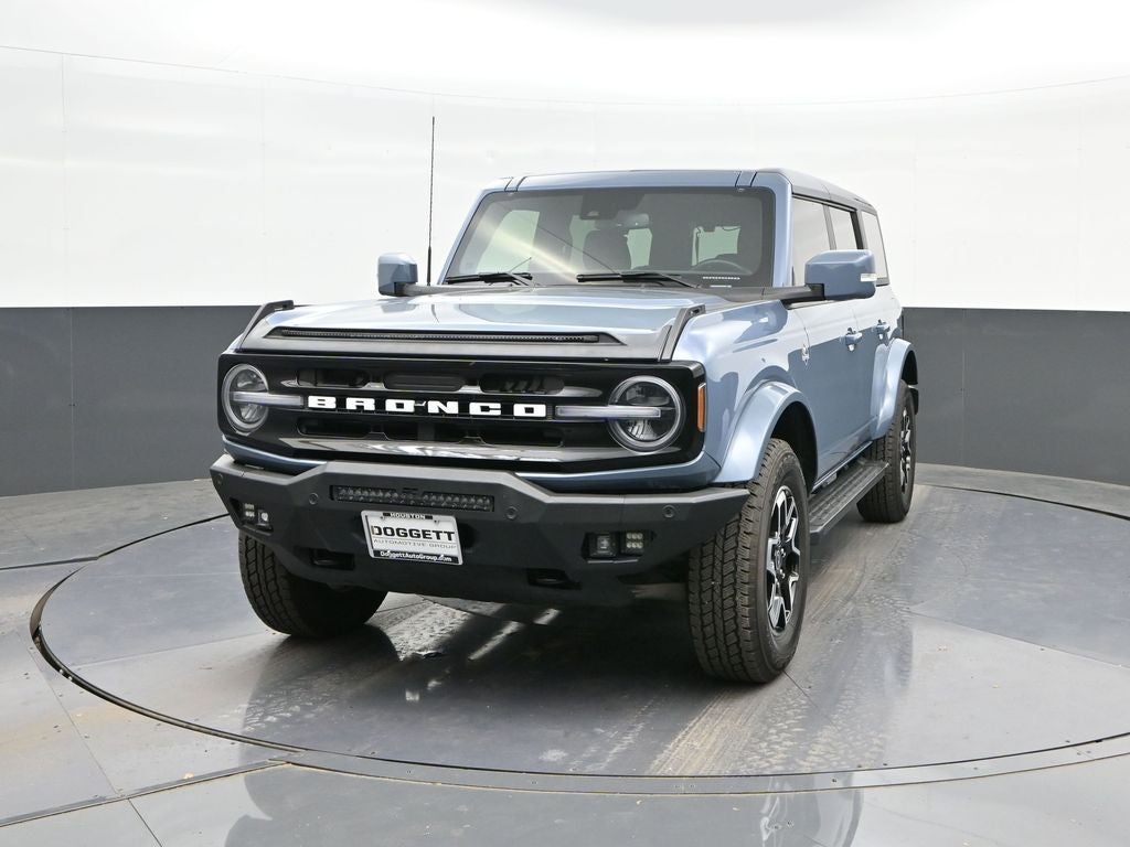 2023 Ford Bronco Outer Banks