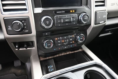 2017 Ford F-250SD Lariat