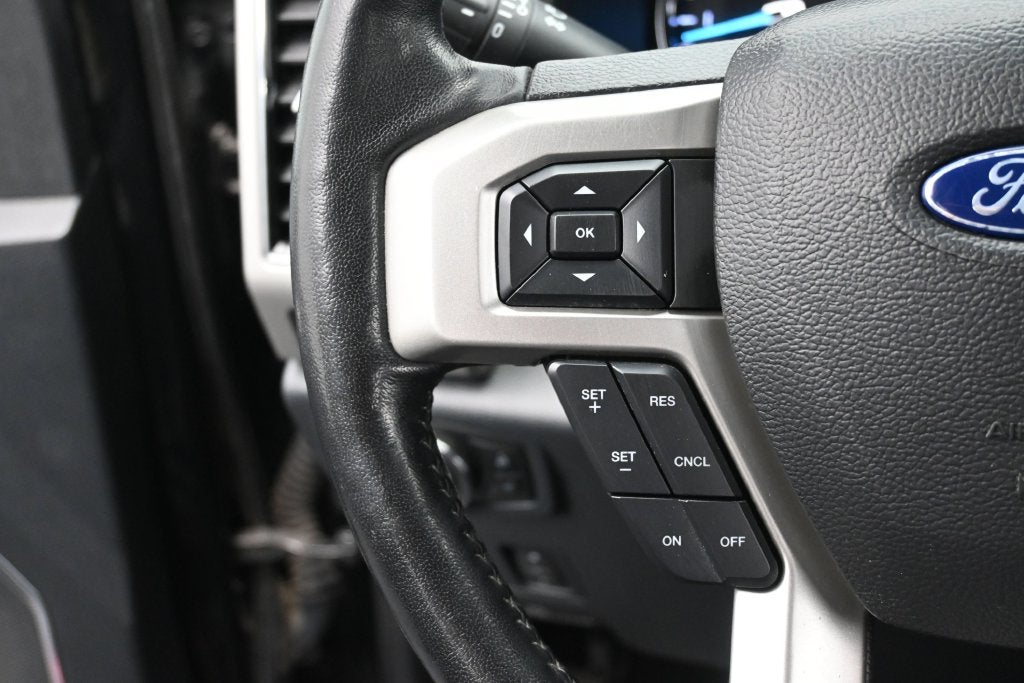 2022 Ford F-350SD Lariat