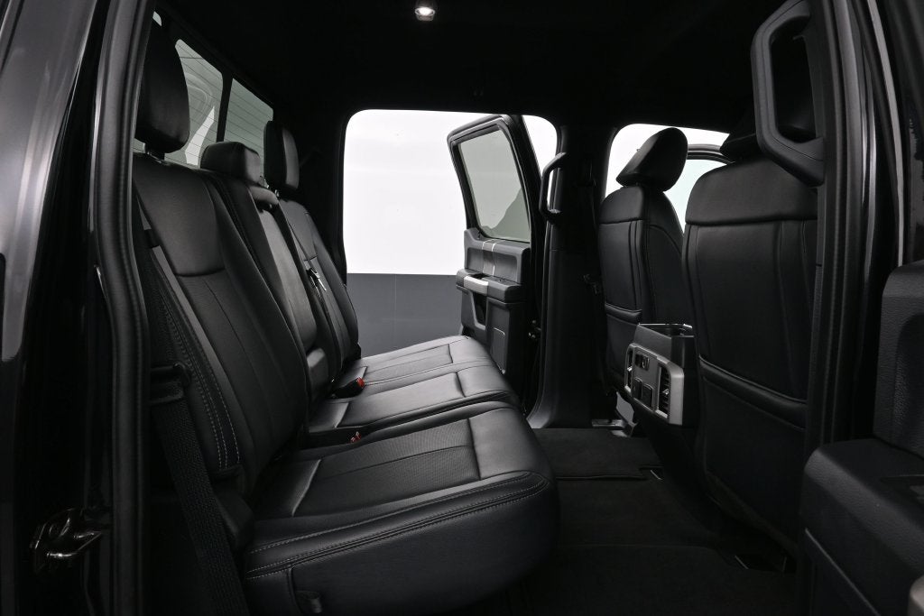 2022 Ford F-350SD Lariat