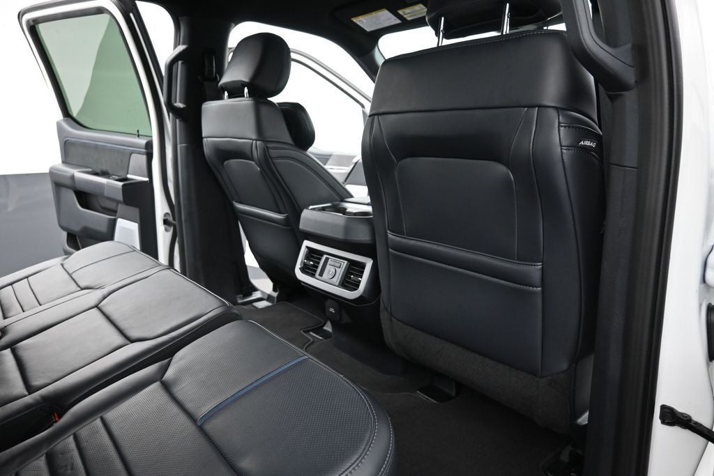 2025 Ford F-450SD Platinum DRW