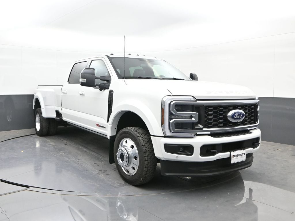 2025 Ford F-450SD Platinum DRW