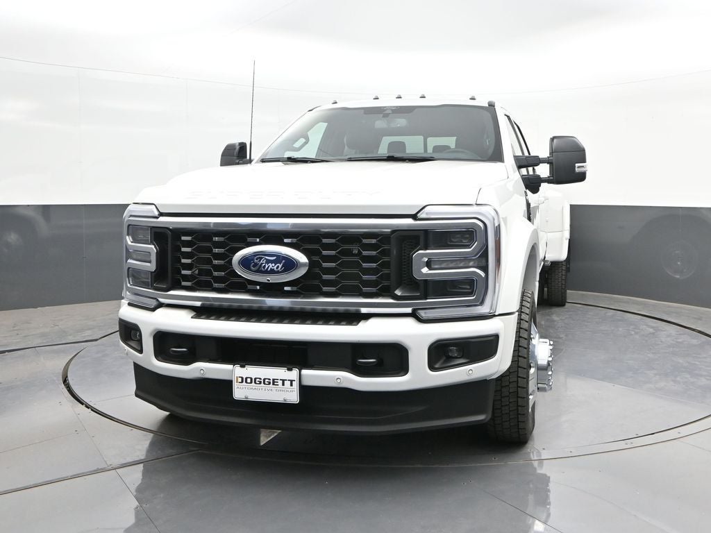 2025 Ford F-450SD Platinum DRW