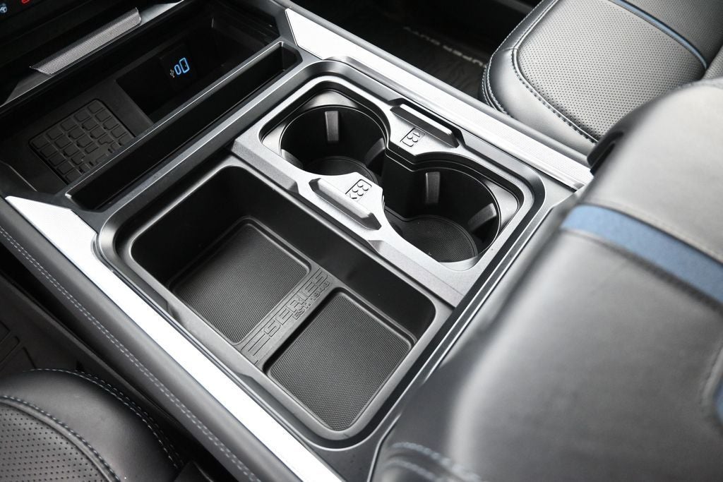 2025 Ford F-450SD Platinum DRW