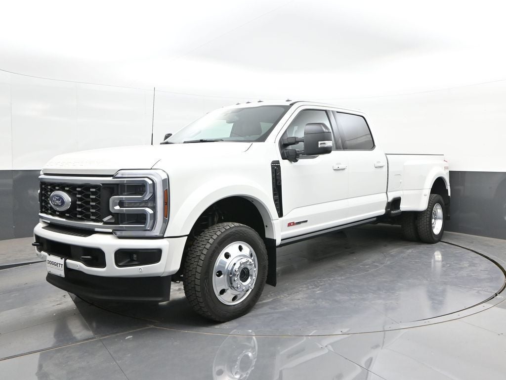 2025 Ford F-450SD Platinum DRW