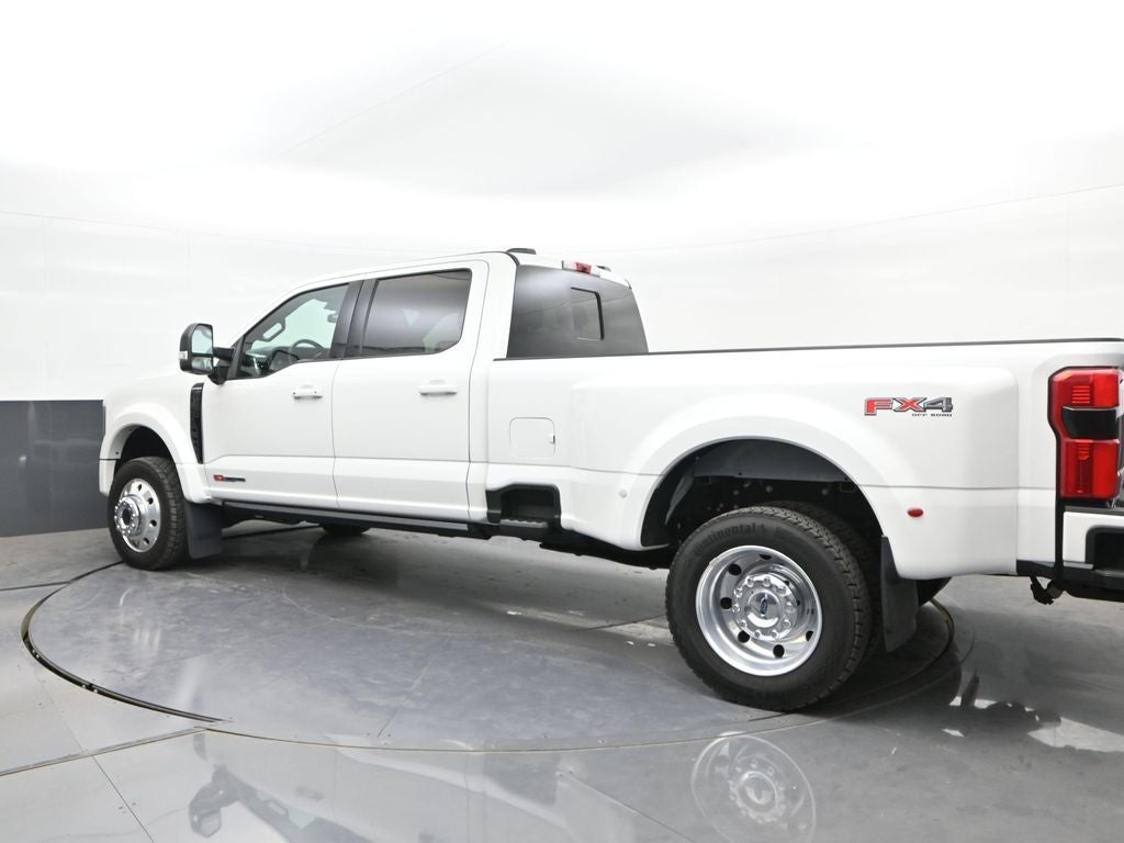 2025 Ford F-450SD Platinum DRW