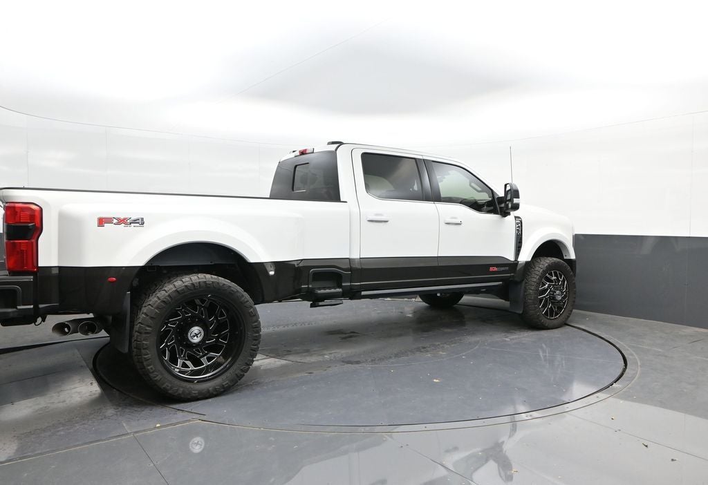 2025 Ford F-450SD King Ranch DRW