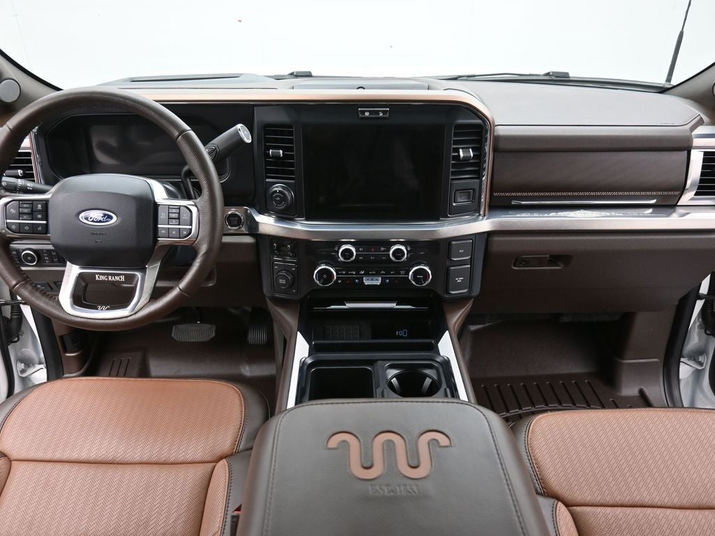 2025 Ford F-450SD King Ranch DRW