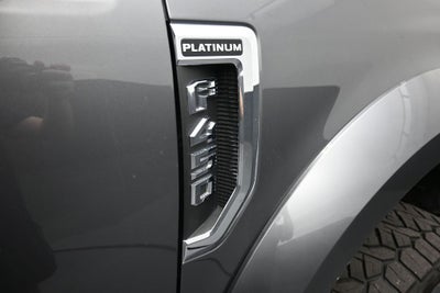 2022 Ford F-450SD Platinum