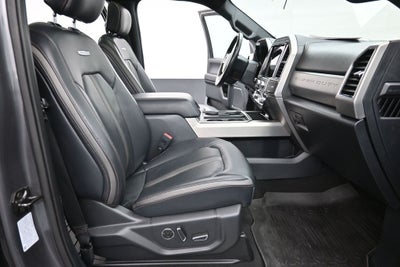 2022 Ford F-450SD Platinum