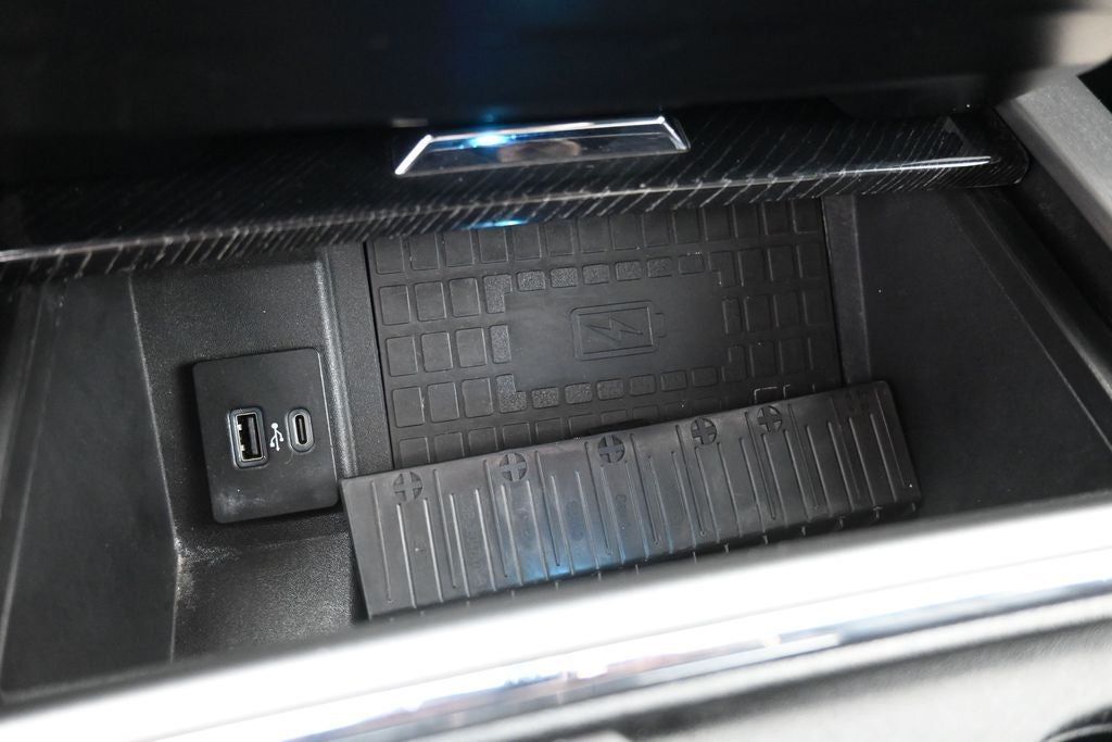2022 Ford F-450SD Platinum