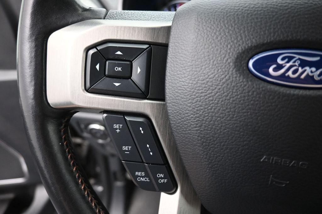 2022 Ford F-450SD Platinum
