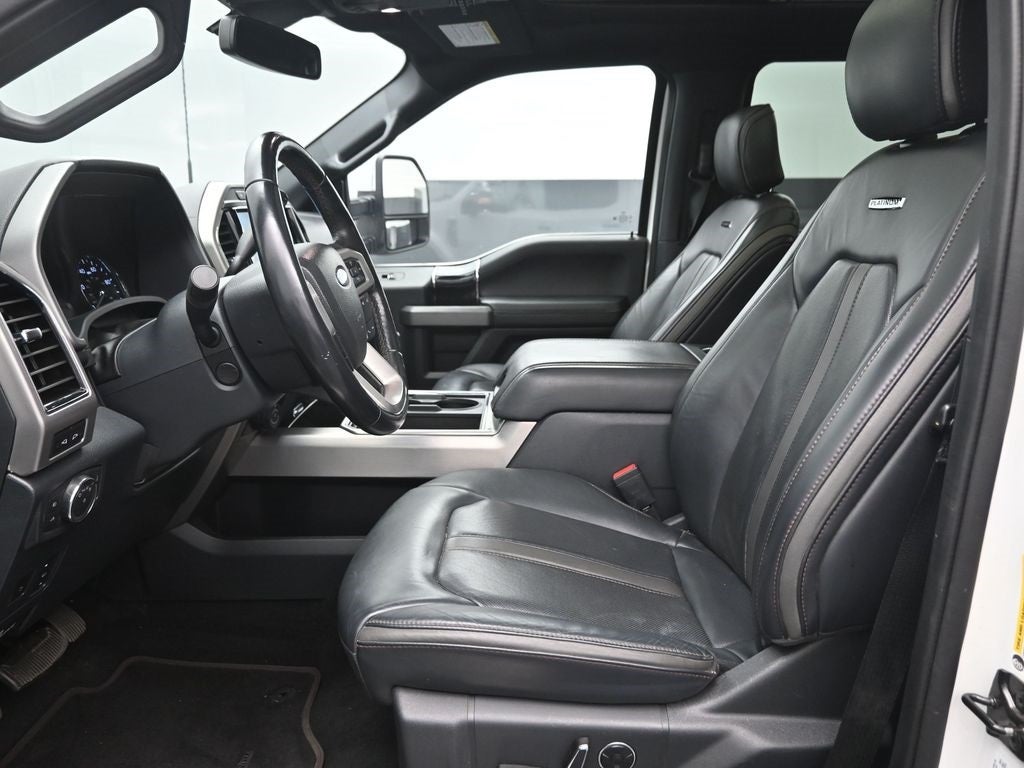 2022 Ford F-450SD Platinum DRW