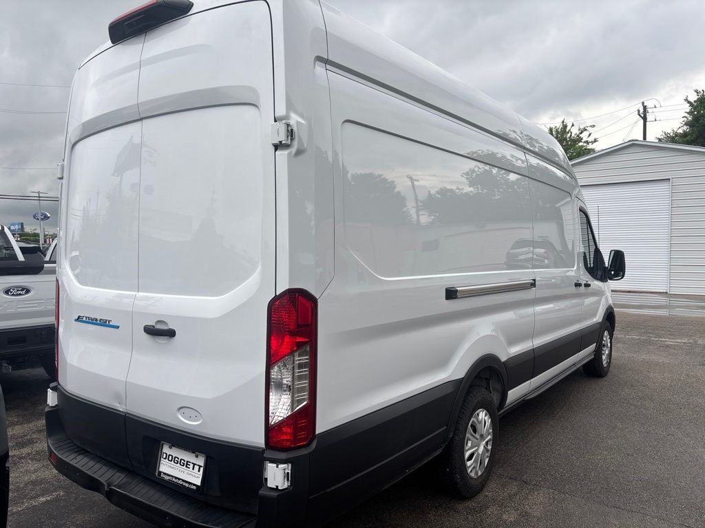 2023 Ford E-Transit-350 Base