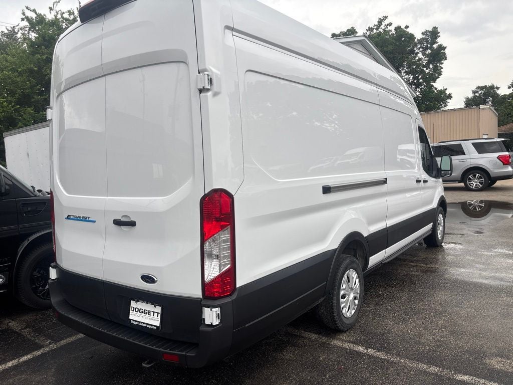 2023 Ford E-Transit-350 Base