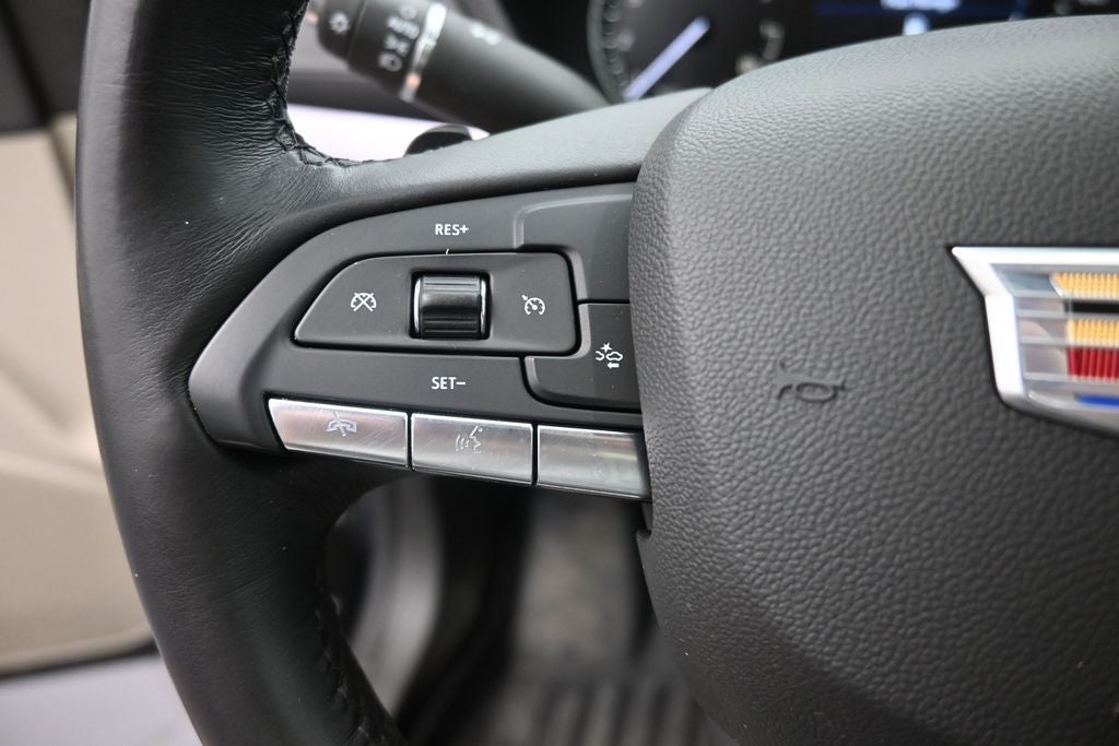 2023 Cadillac XT4 Luxury