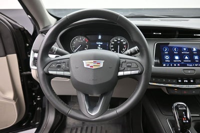 2023 Cadillac XT4 Luxury