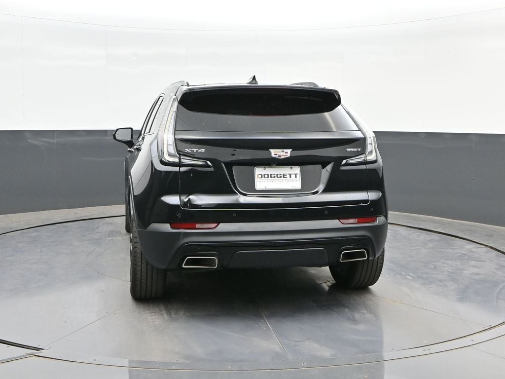 2022 Cadillac XT4 Sport