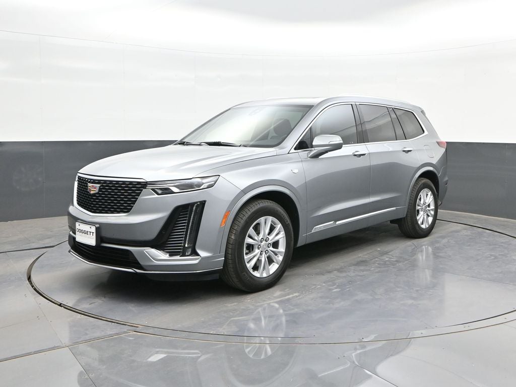2025 Cadillac XT6 Luxury