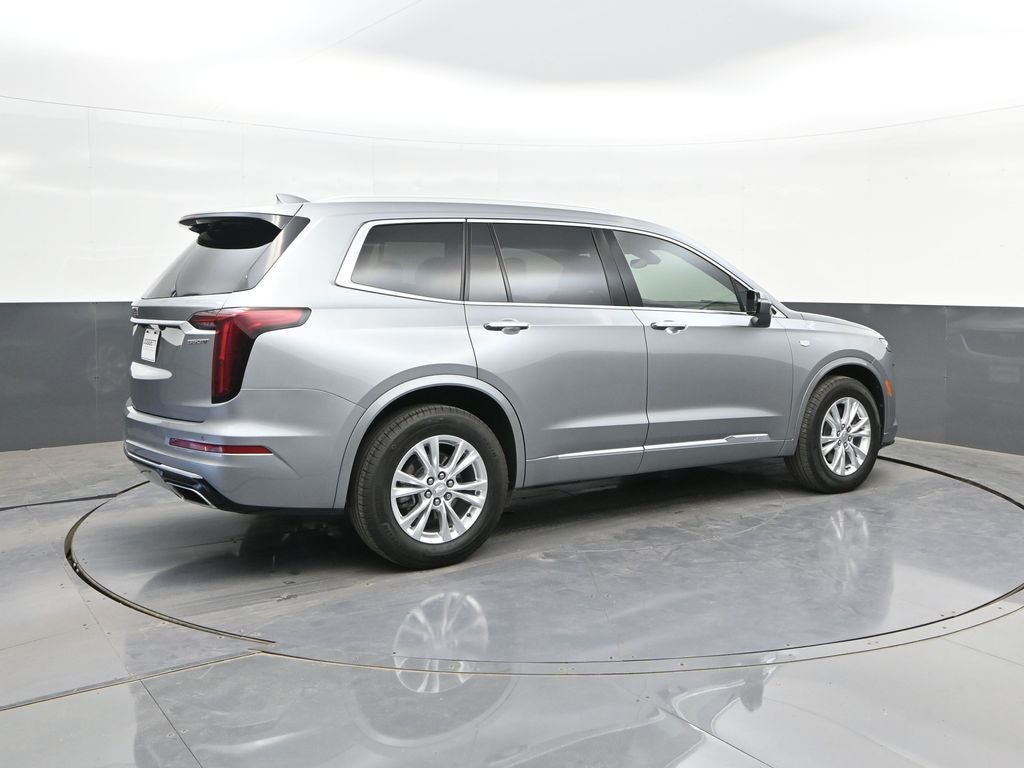 2025 Cadillac XT6 Luxury